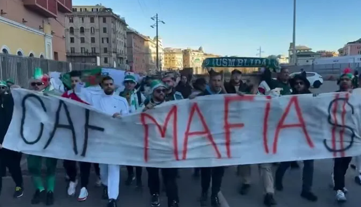 “CAF MAFIA” : des supporters algériens protestent en plein match amical