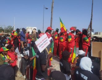 Marche à Dakar : forte mobilisation pour les 18 supporters détenus au Maroc