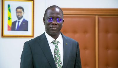 Bourses étudiantes : le ministre annonce une digitalisation totale du système