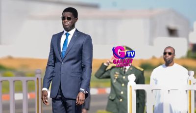 Diomaye en visite à Cotonou, Sonko présent à l’aéroport pour l’accompagner