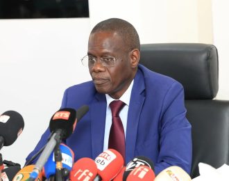Al Amine Lô: « Il n’y a aucune urgence à restructurer la dette du Sénégal »
