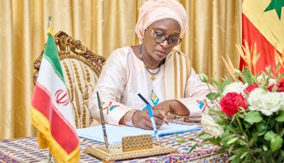 Iran : l’ambassade ouvre un registre de condoléances après la mort d’Ali Khamenei